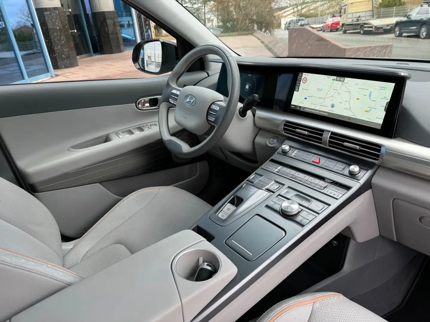 Hyundai NEXO Premium 120 KW Elektro/Hydrogen/Wasserstoff Gris - 1
