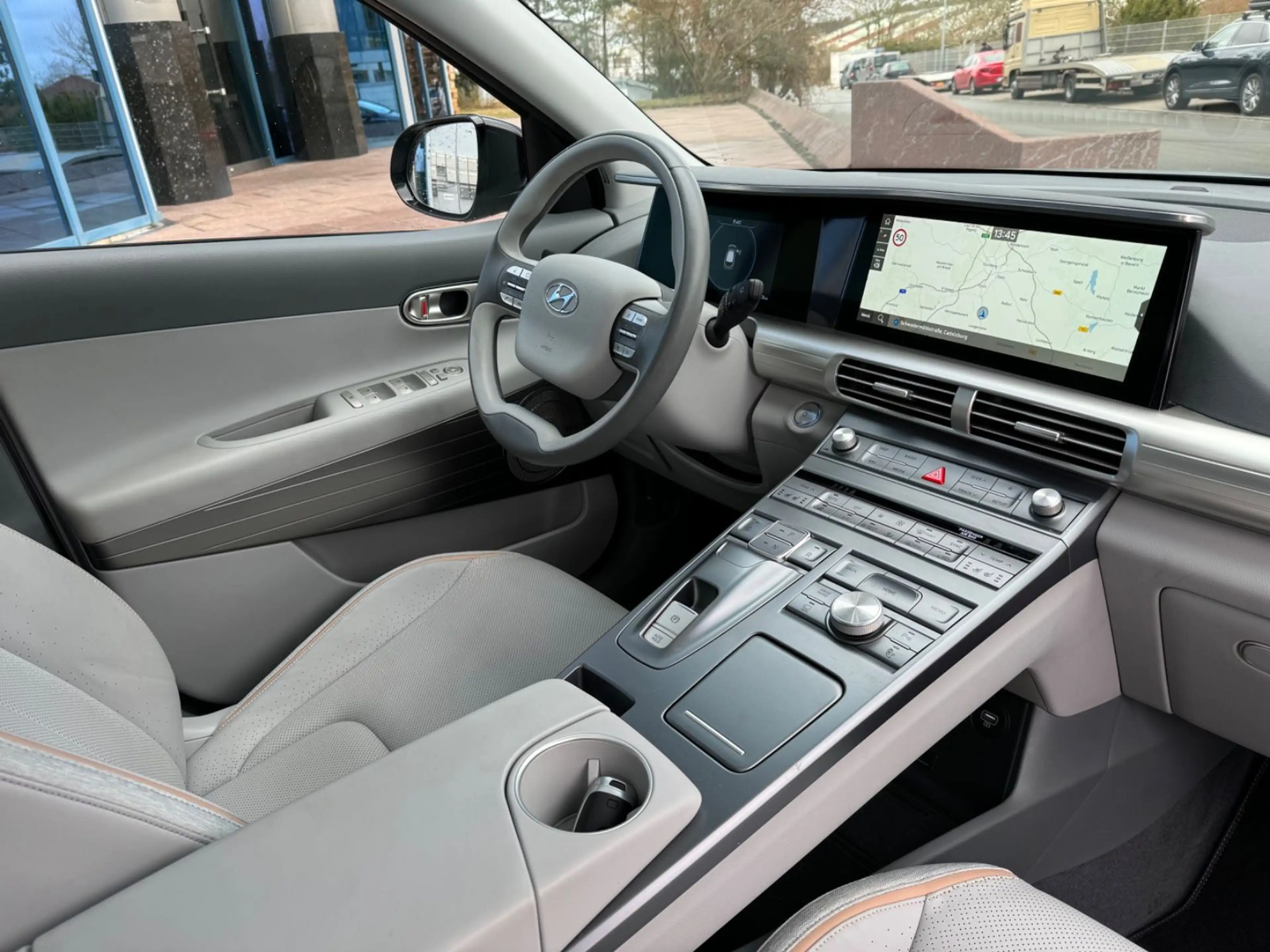 Hyundai NEXO Premium 120 KW ElektroHydrogen/Wasserstoff — photo 8