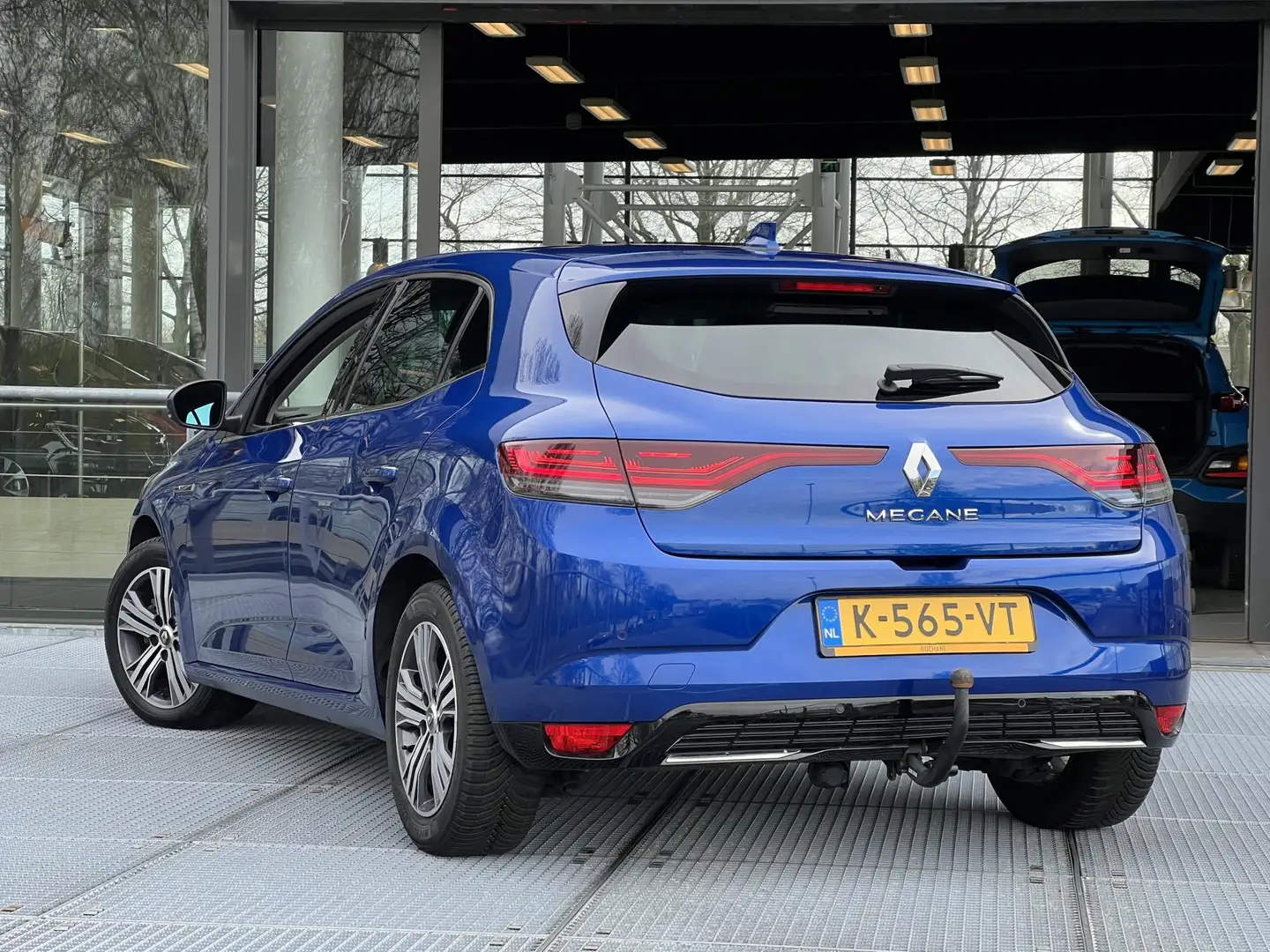 Renault Megane 1.3 TCe 140 EDC Intens Automaat | Navigatie 7" | A Blauw - 2