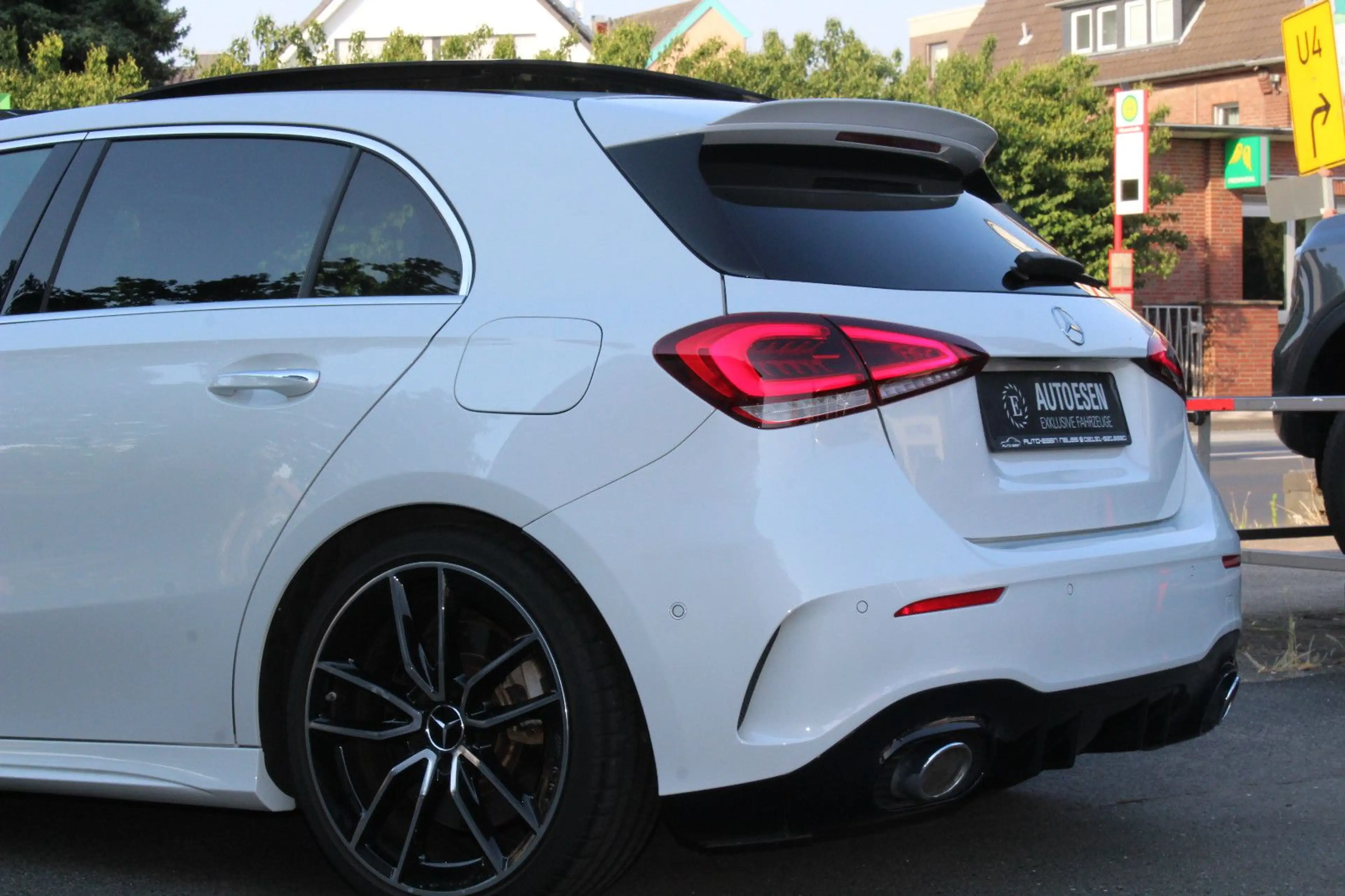 Mercedes-Benz A 35 AMG A35 AMG 4MATIC+PANO+360°+MEMORY+HUD+STANDHEIZUNG — photo 9