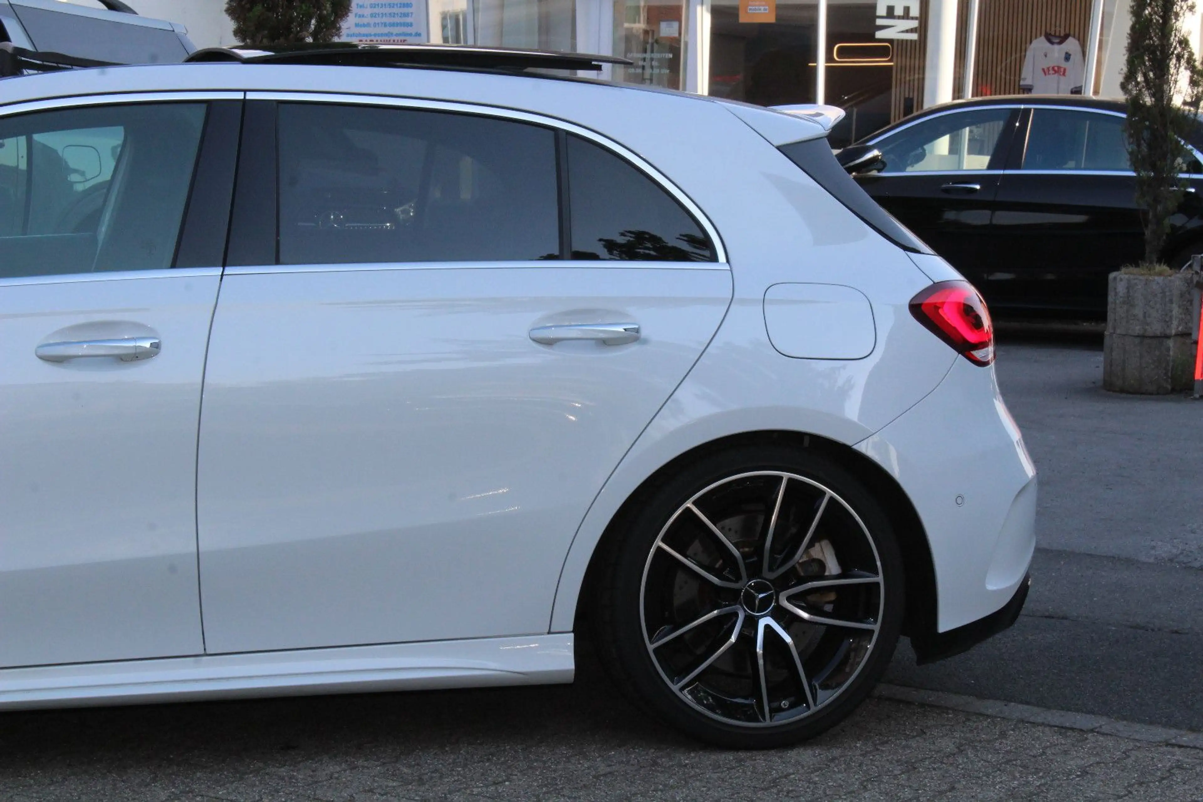 Mercedes-Benz A 35 AMG A35 AMG 4MATIC+PANO+360°+MEMORY+HUD+STANDHEIZUNG — photo 14