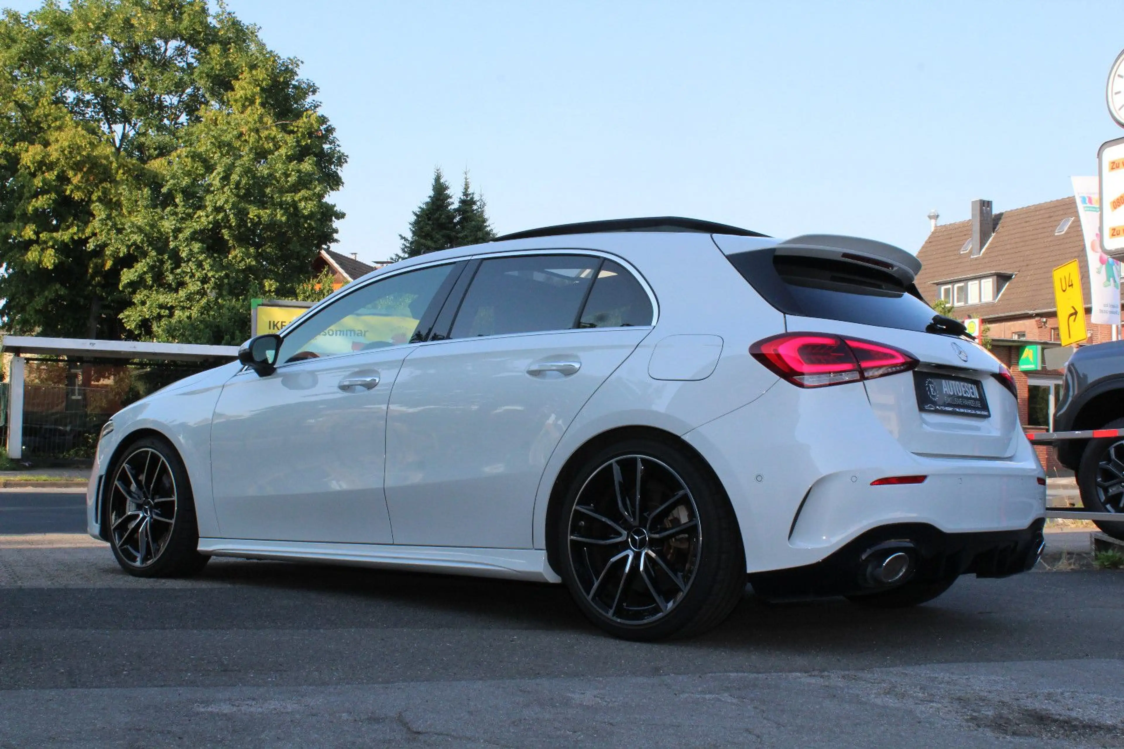 Mercedes-Benz A 35 AMG A35 AMG 4MATIC+PANO+360°+MEMORY+HUD+STANDHEIZUNG — photo 8