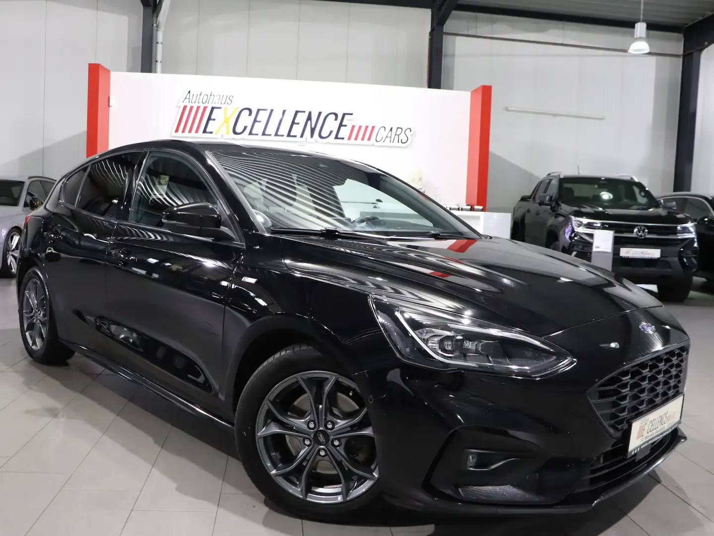 Ford Focus 2.0 EcoBlue ST-LINE-SPORT / LED / CARBON Noir - 2