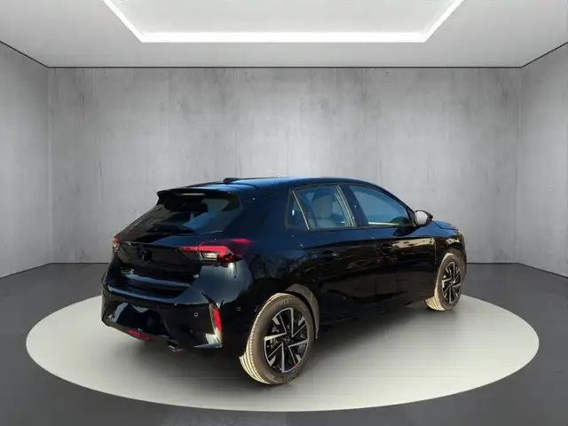 Opel Corsa view 3