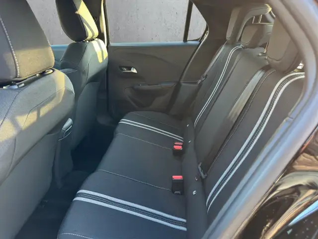 Opel Corsa view 8