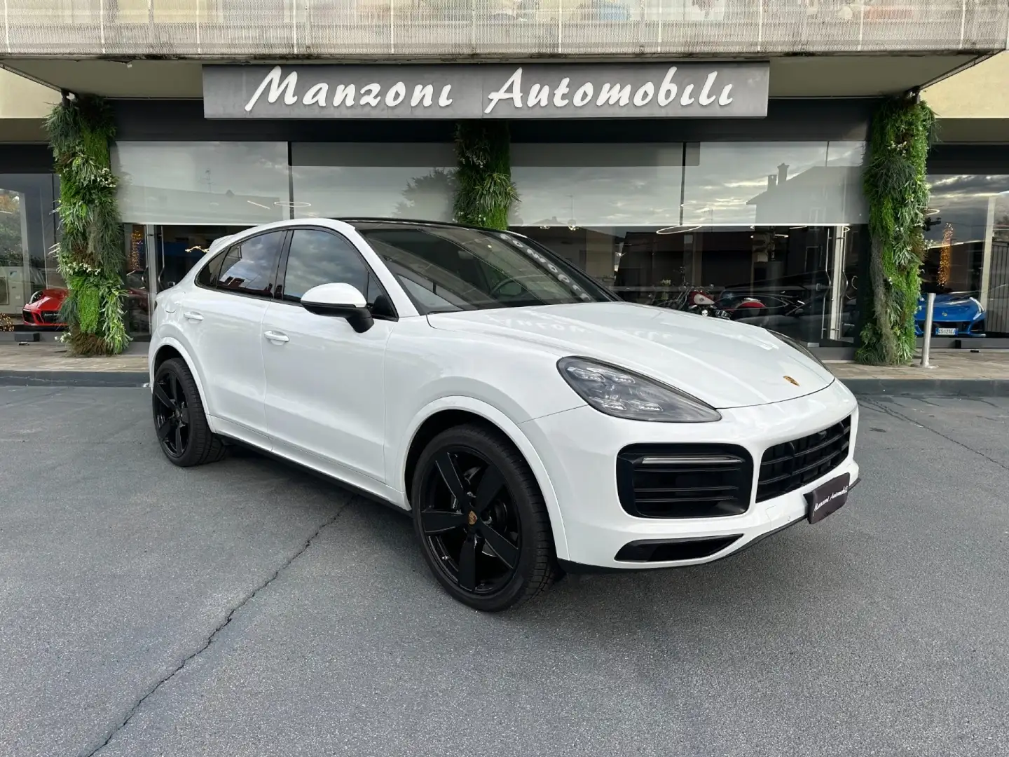 Porsche Cayenne Coupé 3.0 V6 E-Hybrid Bianco - 1