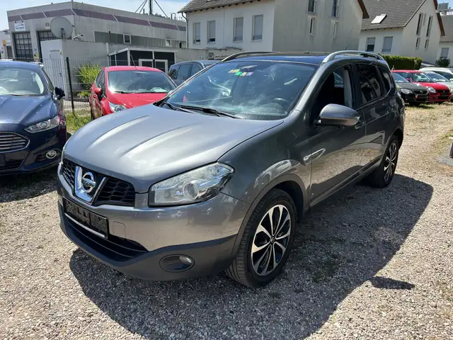 Nissan Qashqai+2