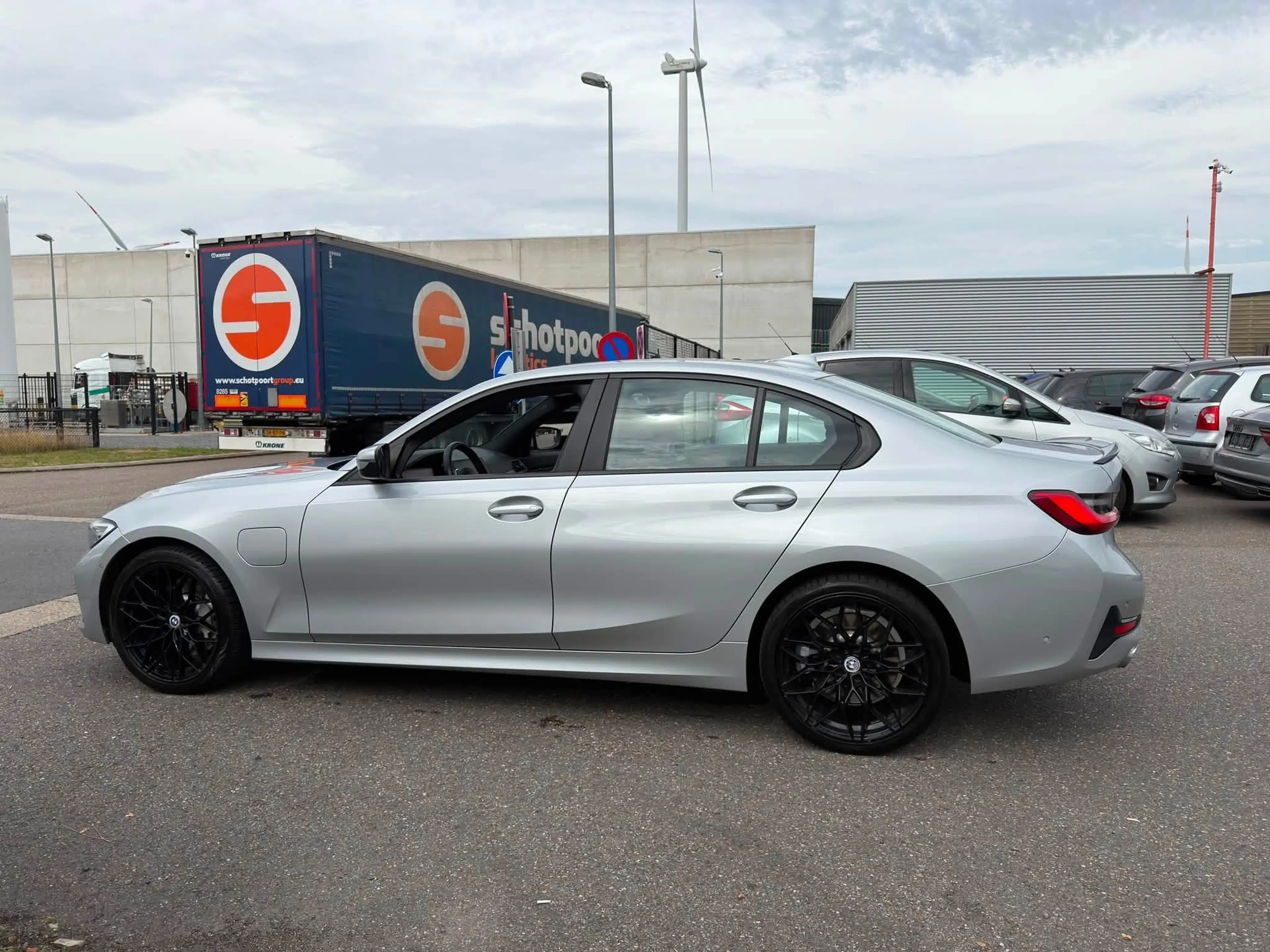 BMW 330 BMW 330e G20 PLUG-IN HYBRID – 292 PK XTRABOOST CAM LEDER NAVI VOLLEDIG ONDERHOUDEN — photo 4
