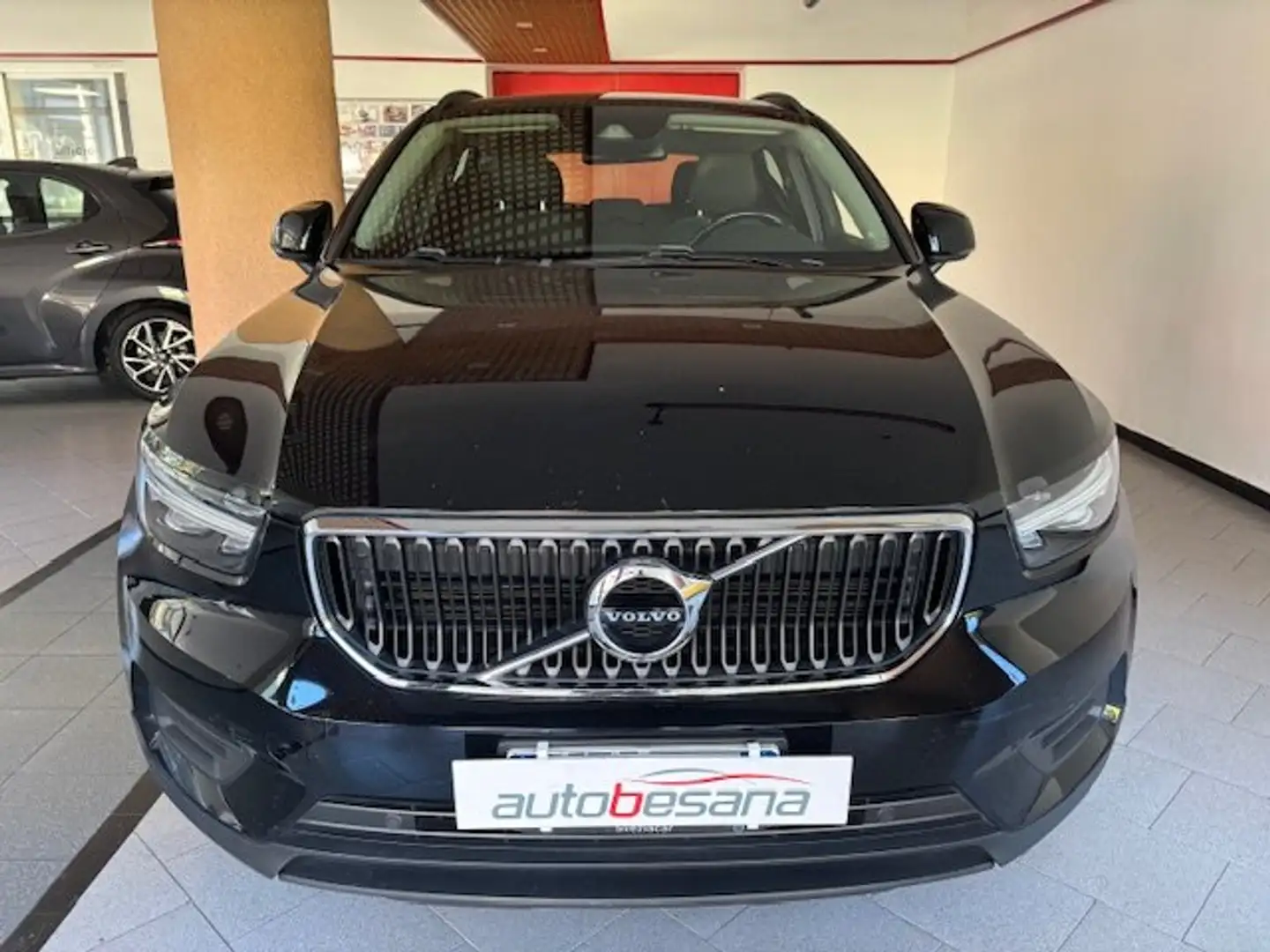 Volvo XC40 D3 2.0 Negro - 2