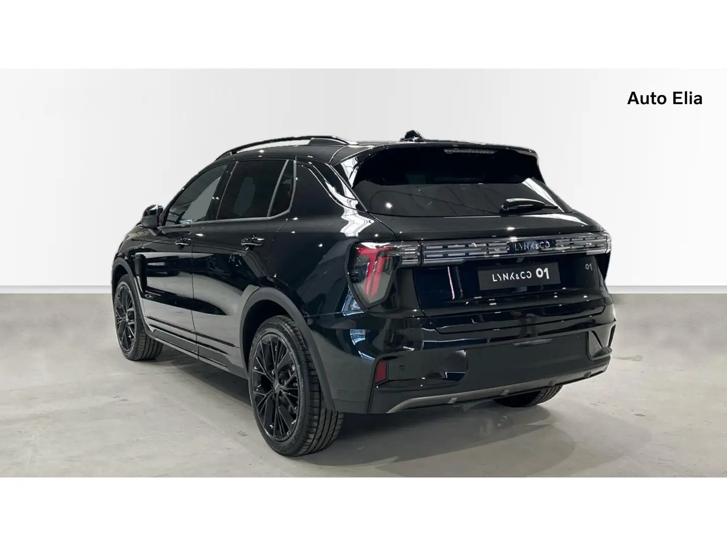 Lynk & Co 01 1.5T PHEV Černá - 2