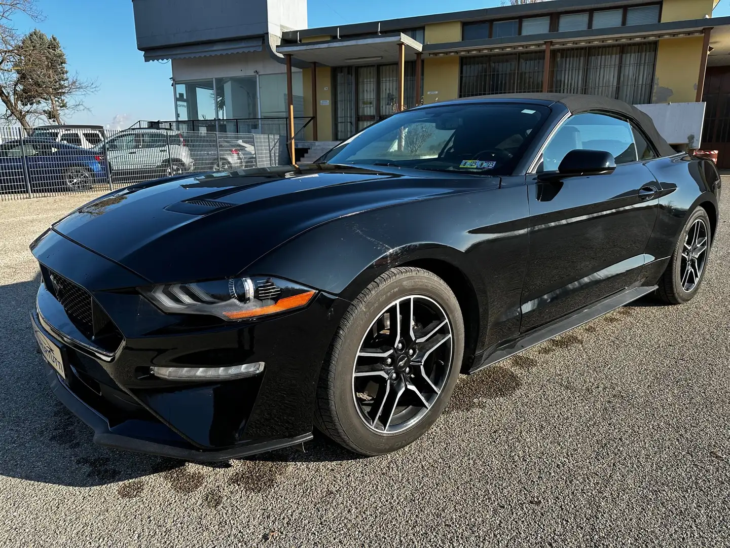 Ford Mustang Convertible 2.3 ecoboost 290cv auto my19 Black - 1