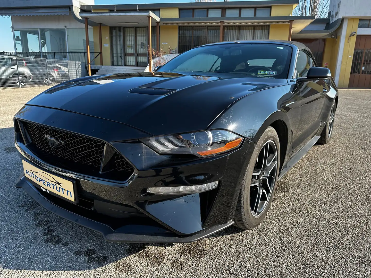 Ford Mustang Convertible 2.3 ecoboost 290cv auto my19 Black - 2