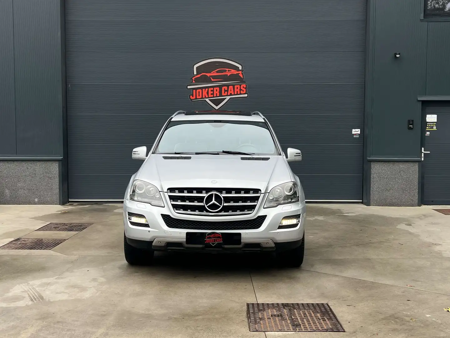 Mercedes-Benz ML 300 CDI 4Matic 7G-TRONIC BlueEFFICIENCY Grand Edition Gris - 1