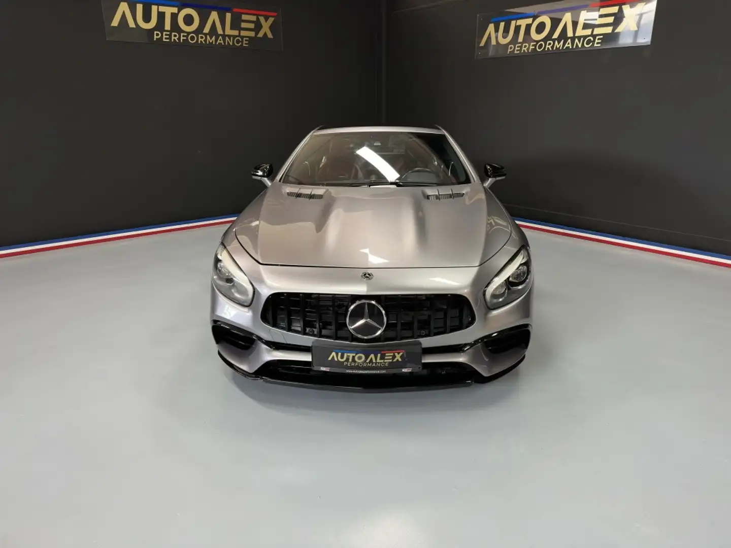 Mercedes-Benz SL 63 AMG 537 Aut. Gris - 2