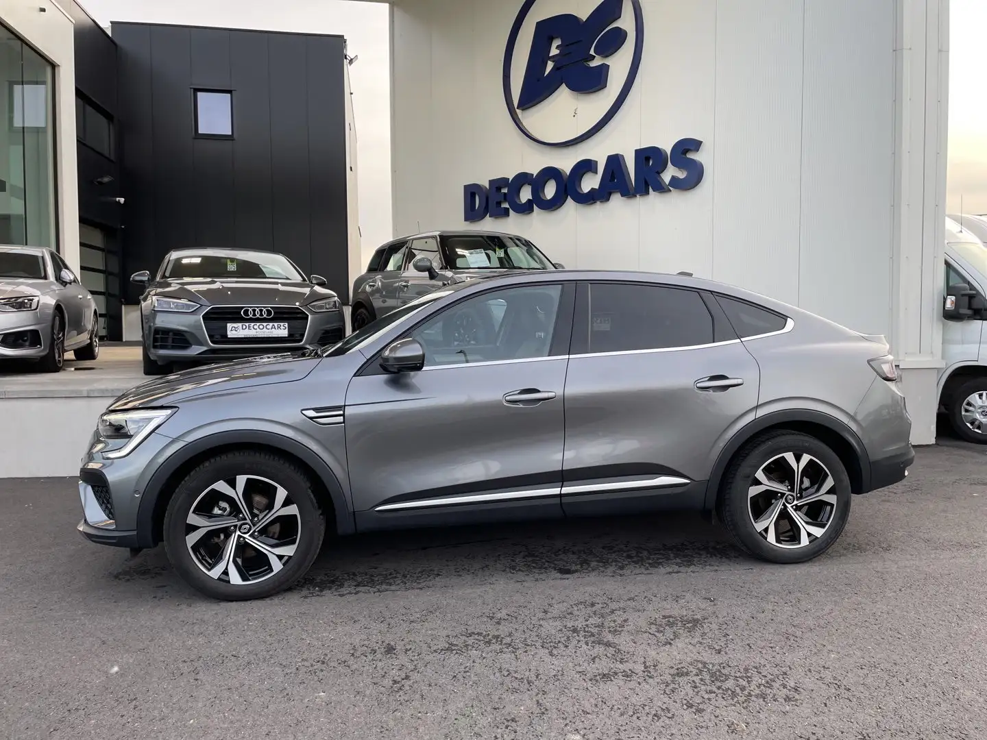 Renault Arkana E-Tech full hybrid Techno Grijs - 2