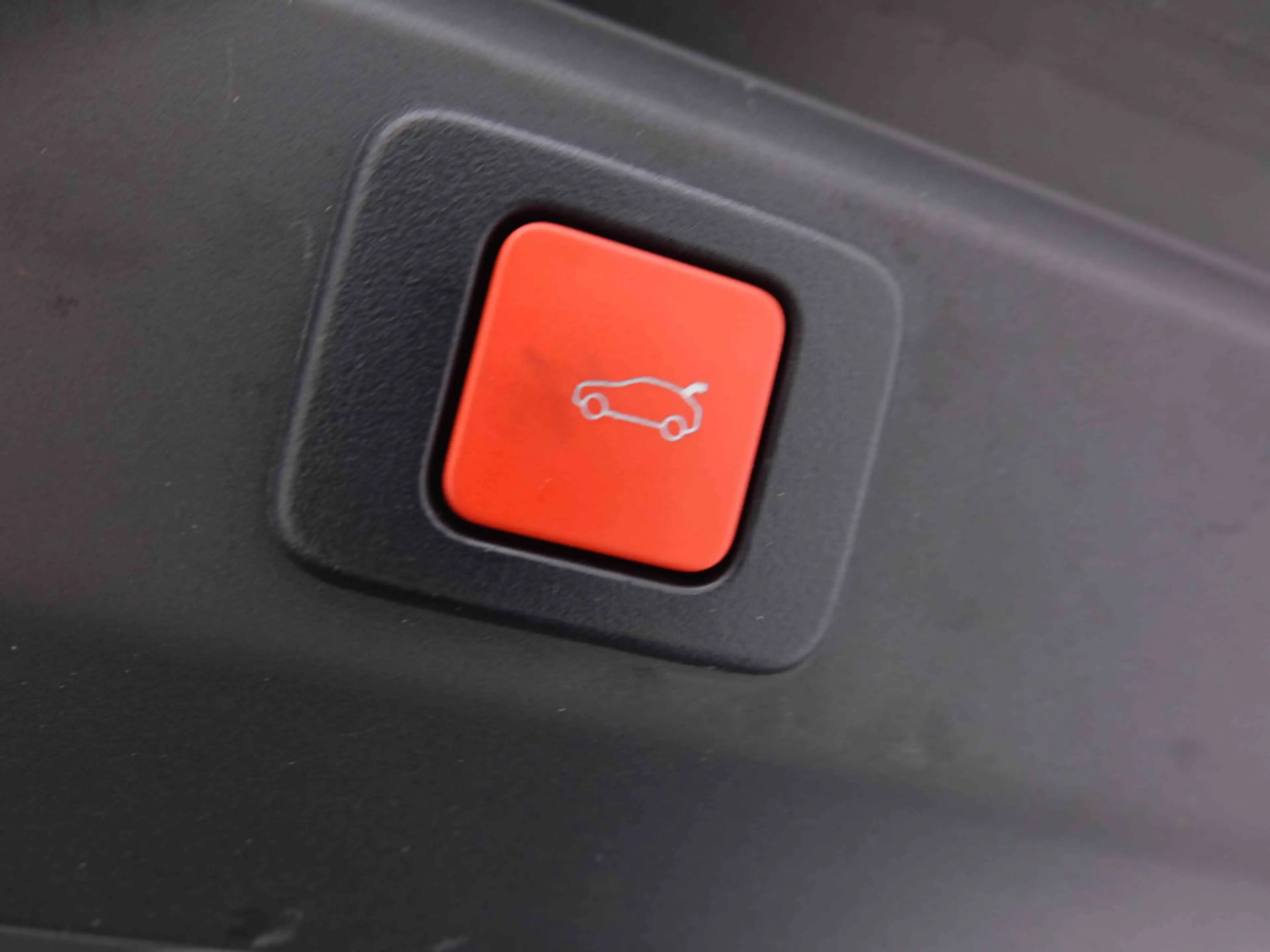 Peugeot 3008 145 AUT Hybrid GT | GPS | LED | Heaeted Seats — photo 7