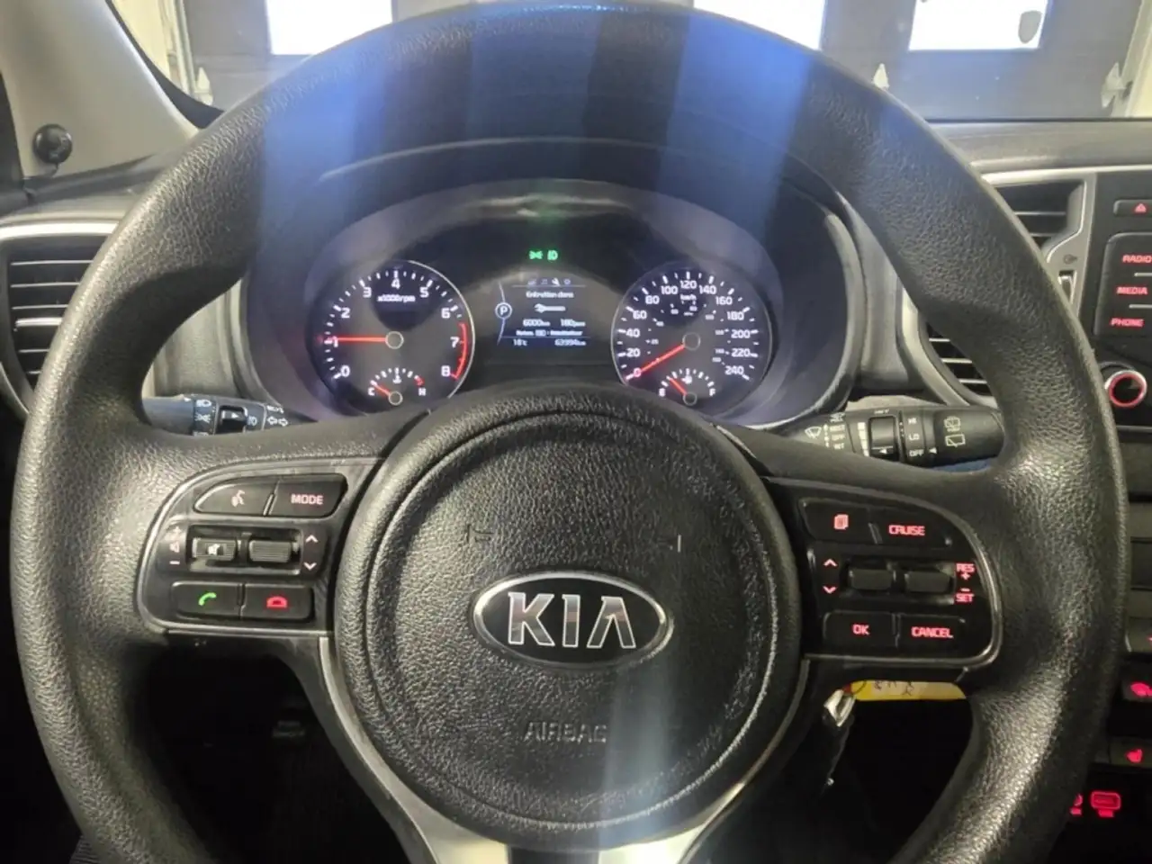 Kia Sportage снимка Kia Sportage