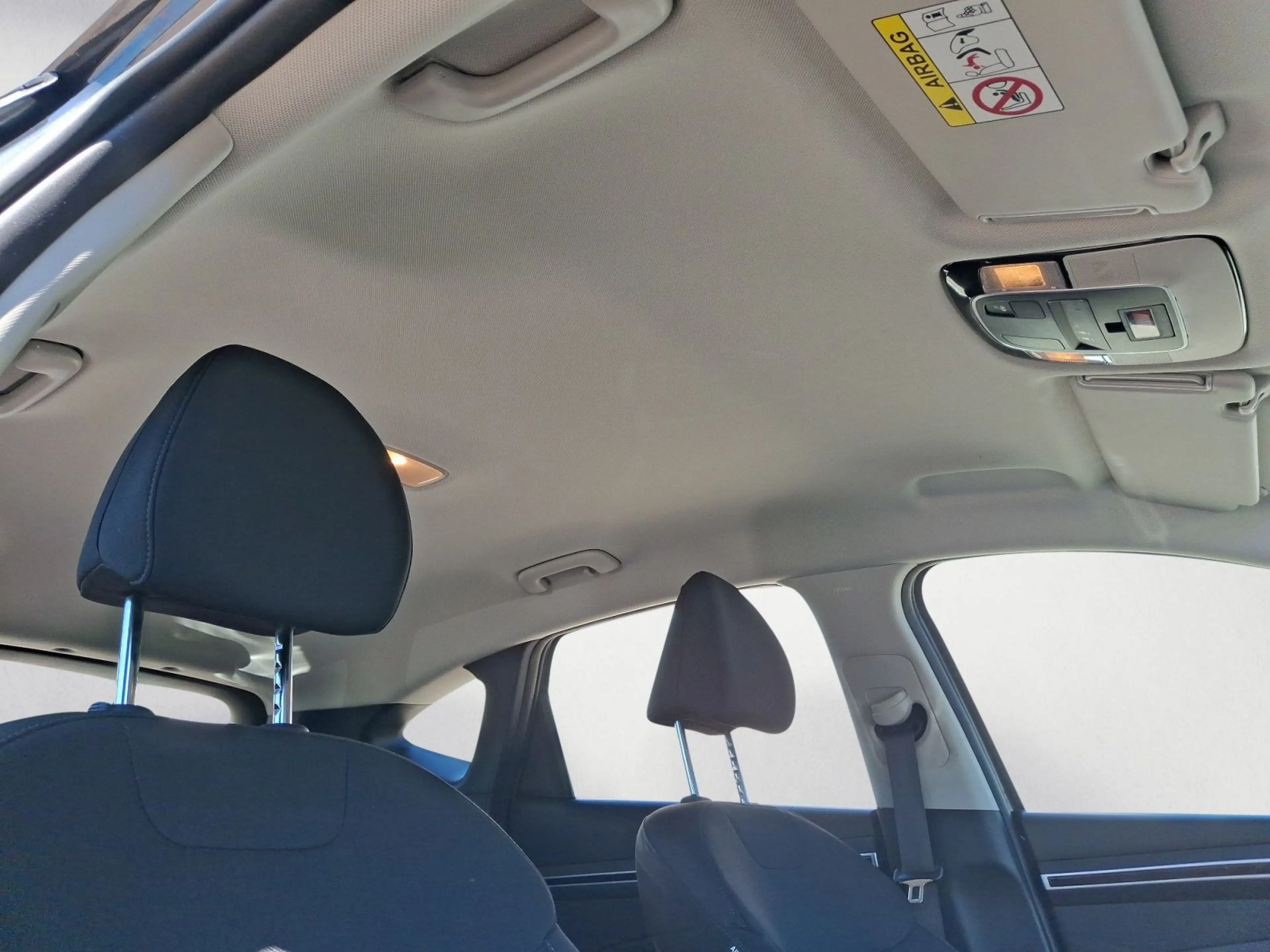 Hyundai TUCSON 1.6 T-GDI Select NAVI*KAMERA*PDC*SHZ*CARP — photo 13
