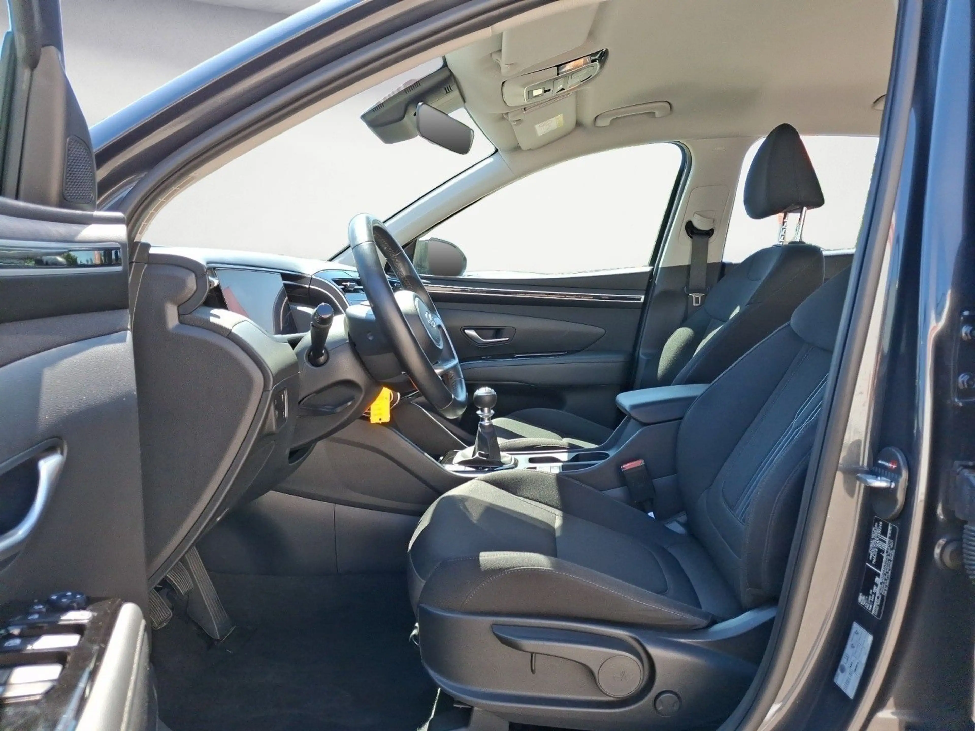 Hyundai TUCSON 1.6 T-GDI Select NAVI*KAMERA*PDC*SHZ*CARP — photo 7