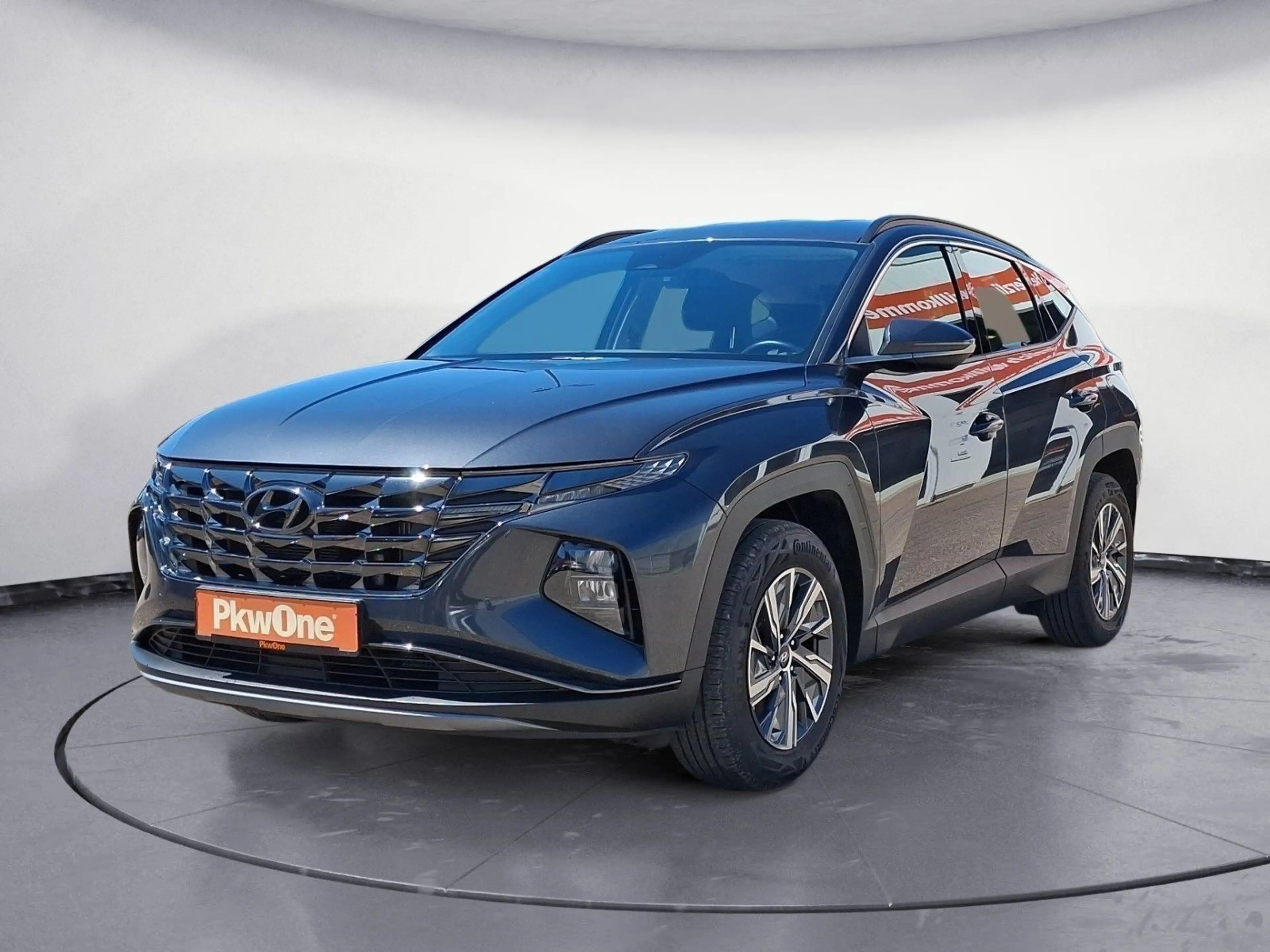 Hyundai TUCSON 1.6 T-GDI Select NAVI*KAMERA*PDC*SHZ*CARP