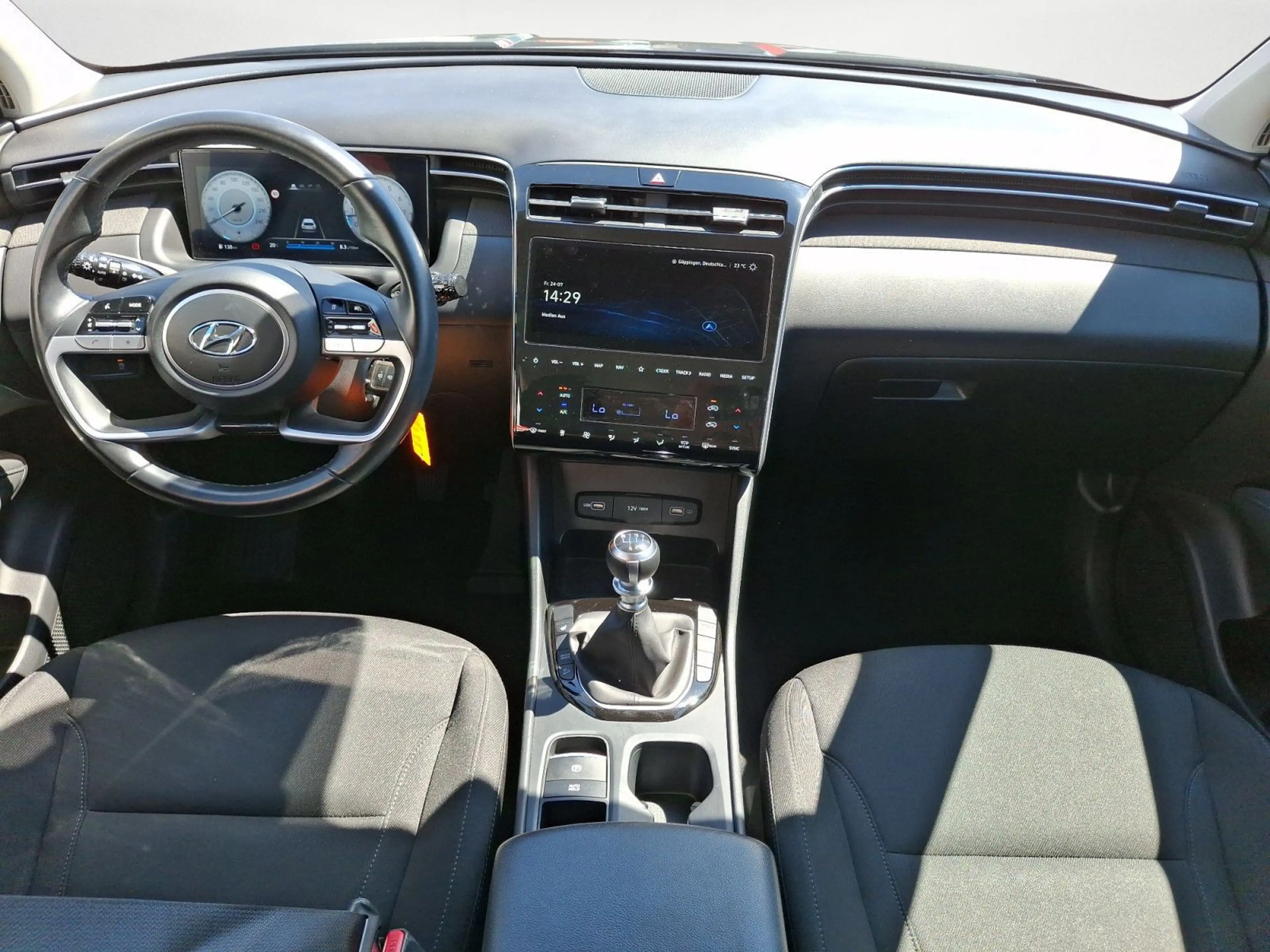 Hyundai TUCSON 1.6 T-GDI Select NAVI*KAMERA*PDC*SHZ*CARP — photo 10