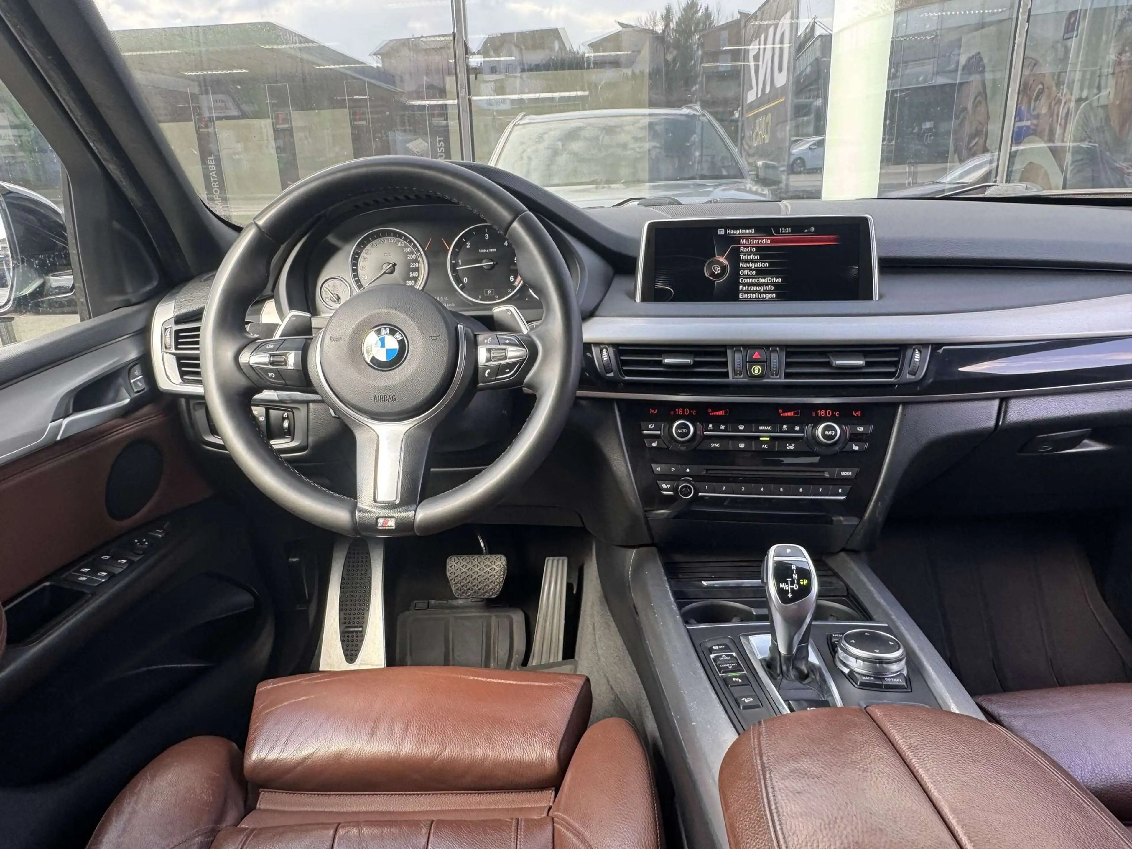 BMW X5 M-Packet/Led/Keyless/Rollo — photo 8