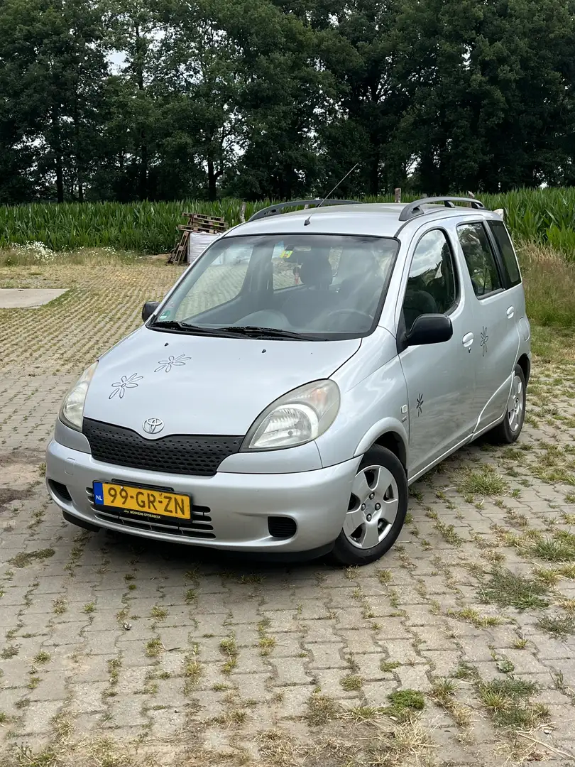 Toyota Yaris 1.3-16V VVT-i VERSO !!KOUDE AIRCO!! Gris - 1