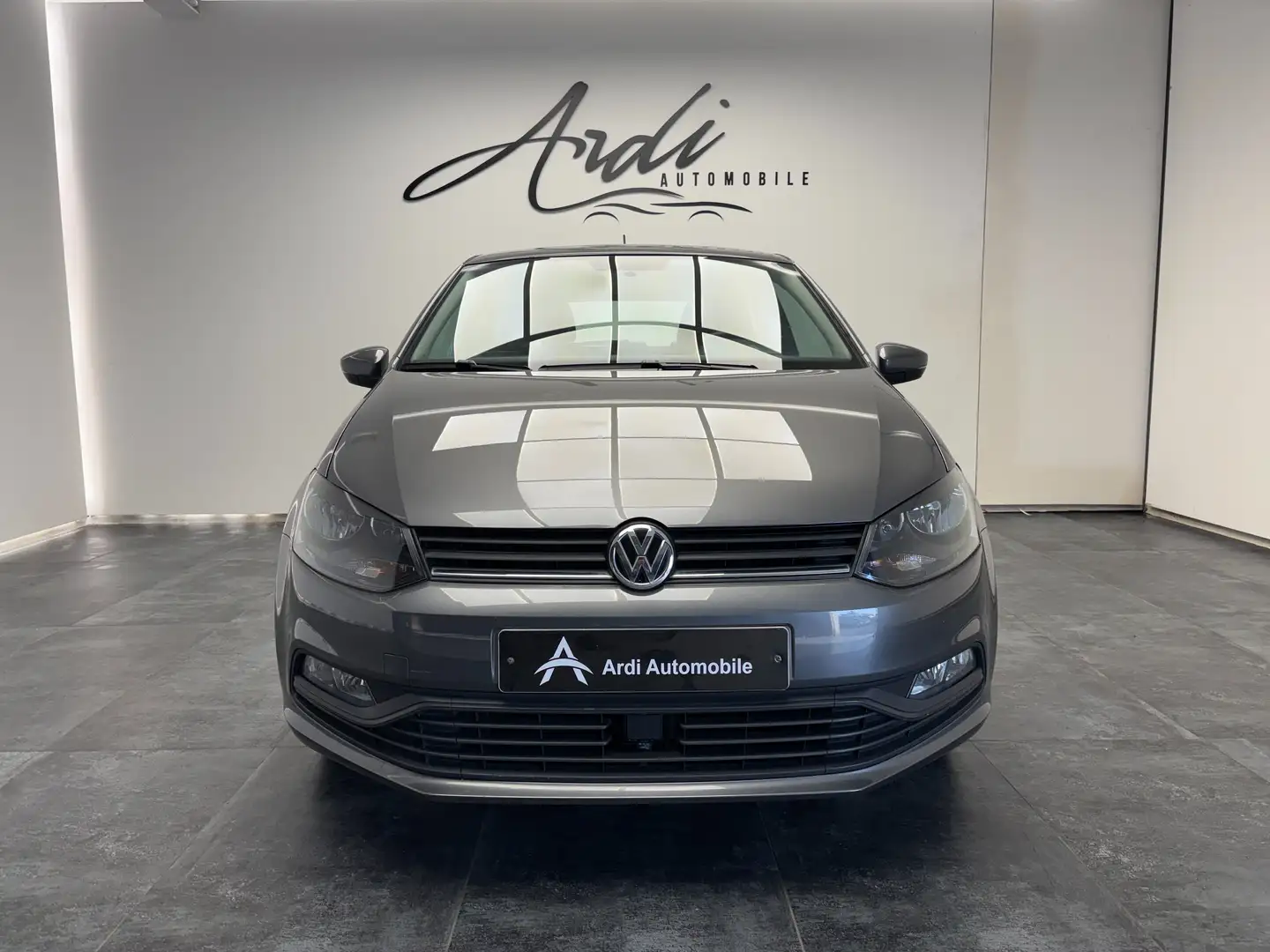 Volkswagen Polo 1.0i *BLUETOOTH*FRONT ASSIST*1ER PROPRIO*GARANTIE* Grijs - 2