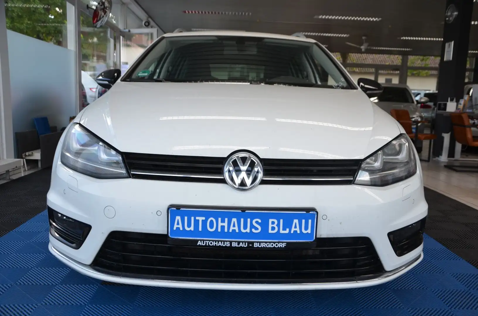 Volkswagen Golf VII Variant Highline *R-LINE*DSG*1.HAND* Weiß - 2