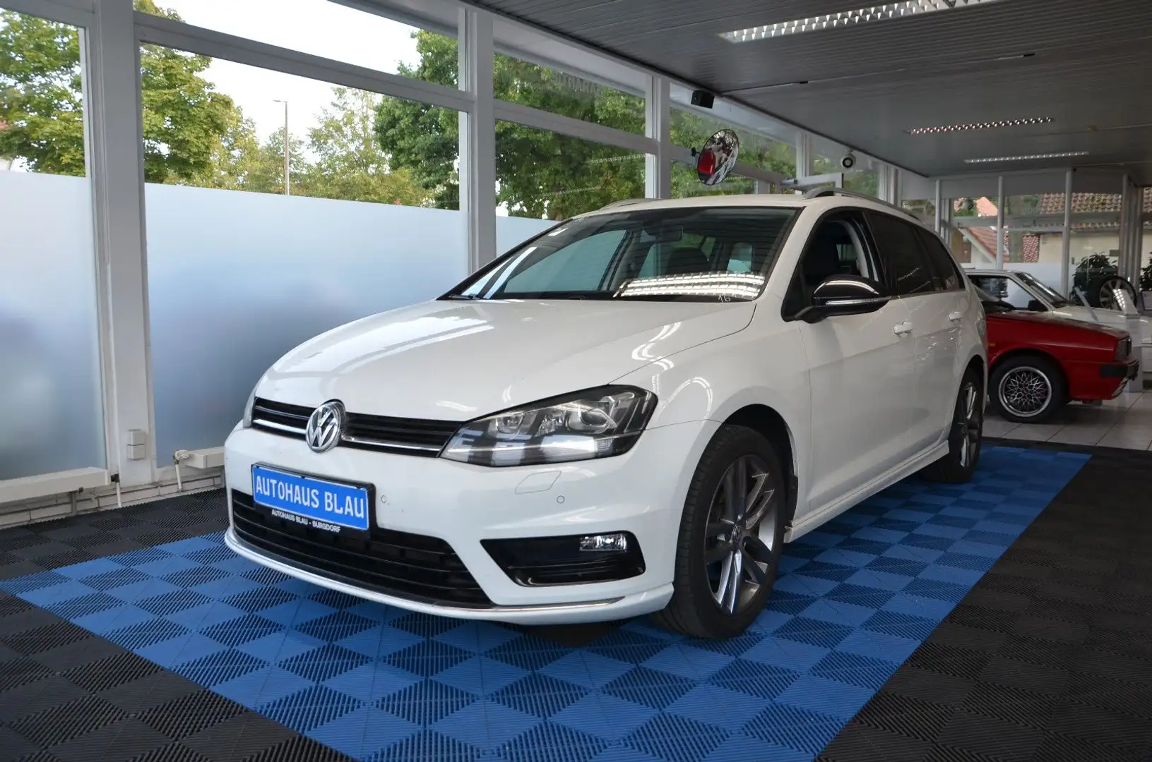 Volkswagen Golf VII Variant Highline *R-LINE*DSG*1.HAND* Weiß - 1