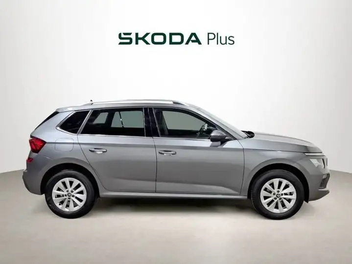 Škoda Kamiq 1.0 TSI Selection 2025, foto 3