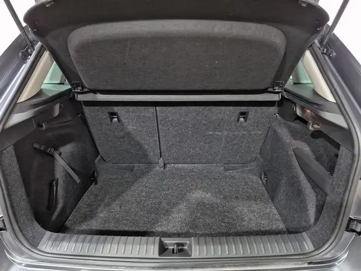 Škoda Kamiq 1.0 TSI Selection 2025, foto 7