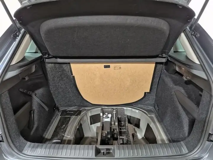 Škoda Kamiq 1.0 TSI Selection 2025, foto 33