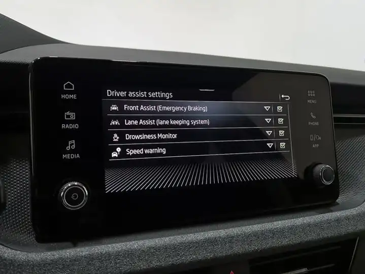 Škoda Kamiq 1.0 TSI Selection 2025, foto 22