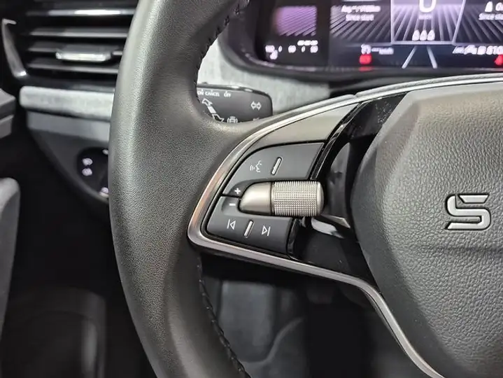 Škoda Kamiq 1.0 TSI Selection 2025, foto 14
