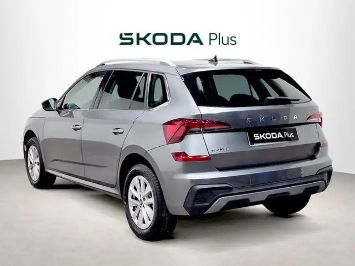 Škoda Kamiq 1.0 TSI Selection 2025, foto 2