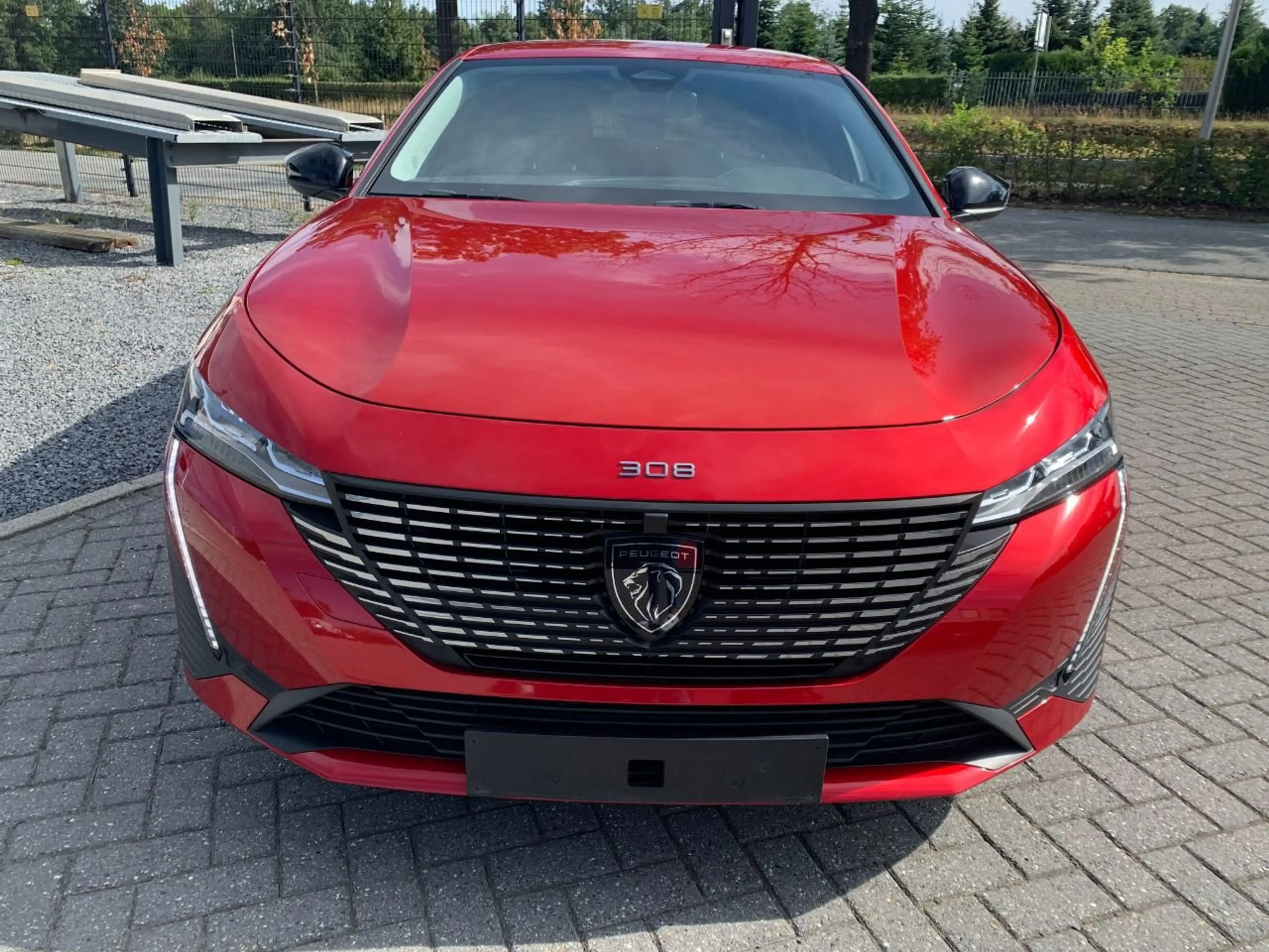Peugeot 308 SW Hybrid 180 Allure Pack — photo 2