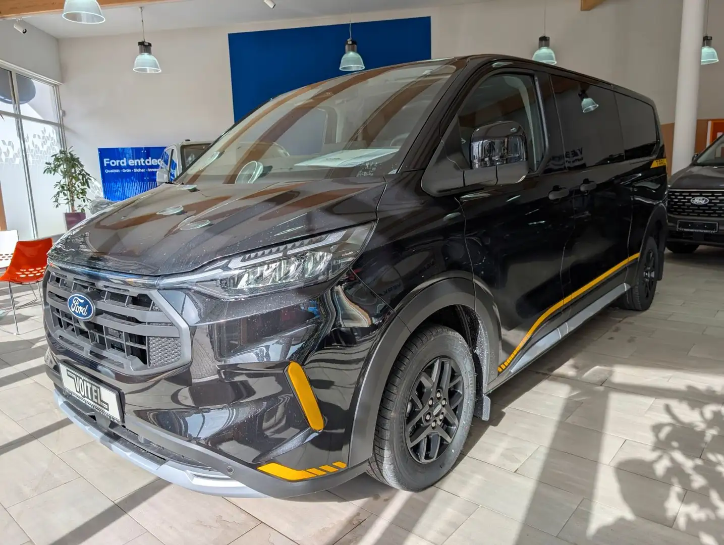Ford Tourneo Custom Transit Custom Trail 2,0l Allrad Automatik! Schwarz - 1