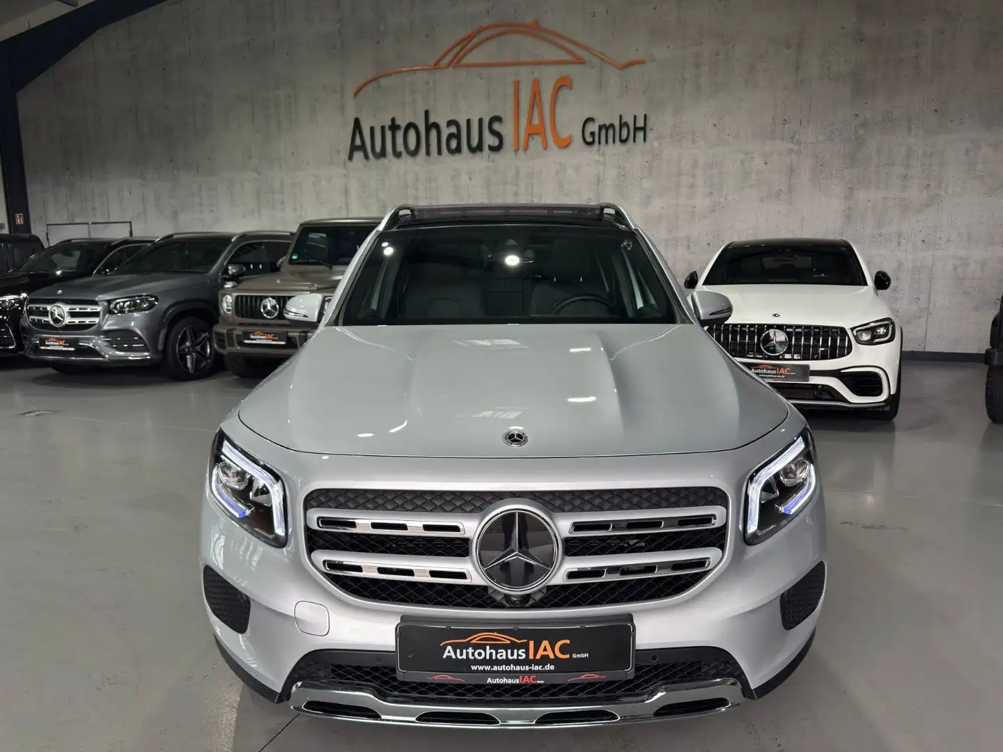 Mercedes-Benz GLB 200 /4Matic/PROGRESSIVE/360*/LED/VOLLDIGITA Silber - 2