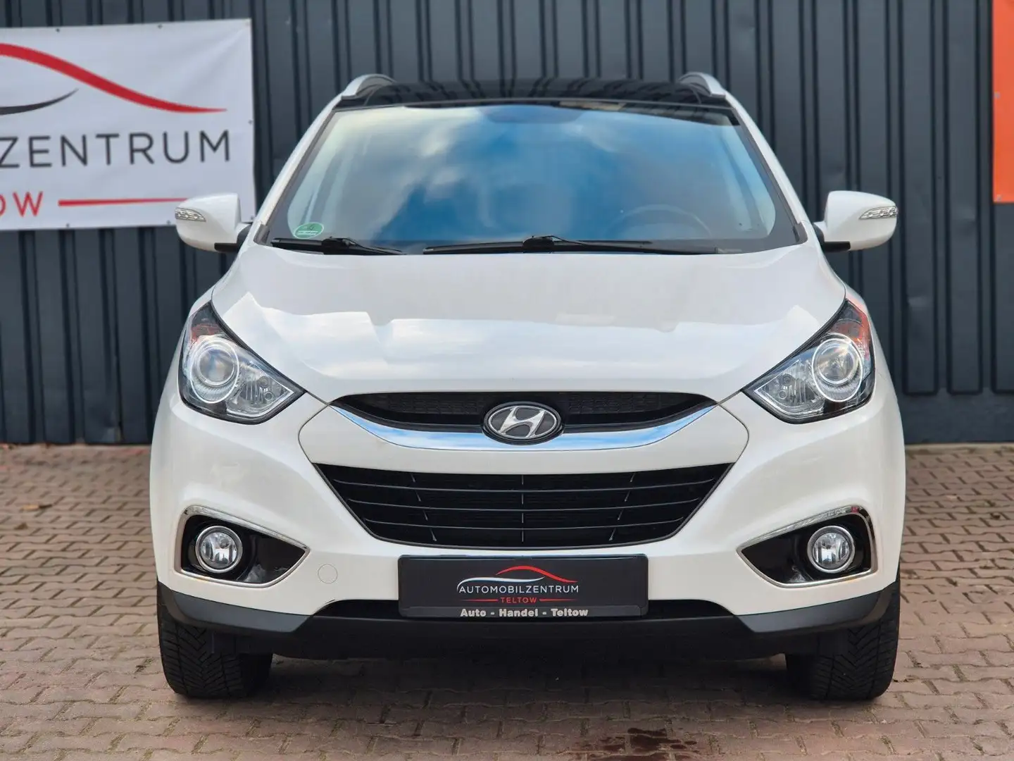 Hyundai iX35 Style 2WD Automatik *Motorproblem Blanc - 2