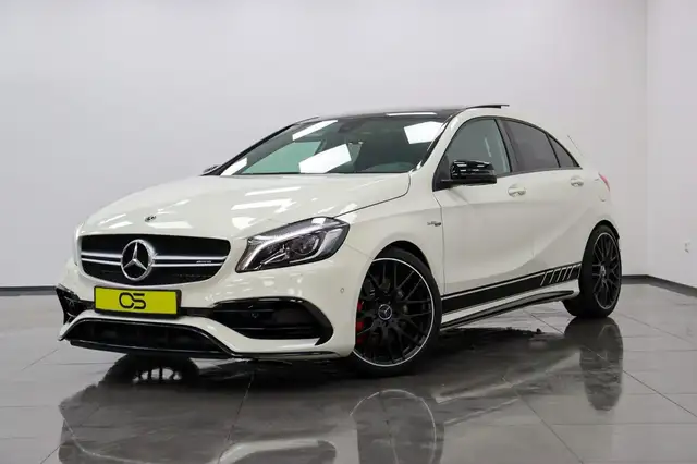 Mercedes-Benz A 45 AMG 4Matic Schalensitze Panorama Garantie