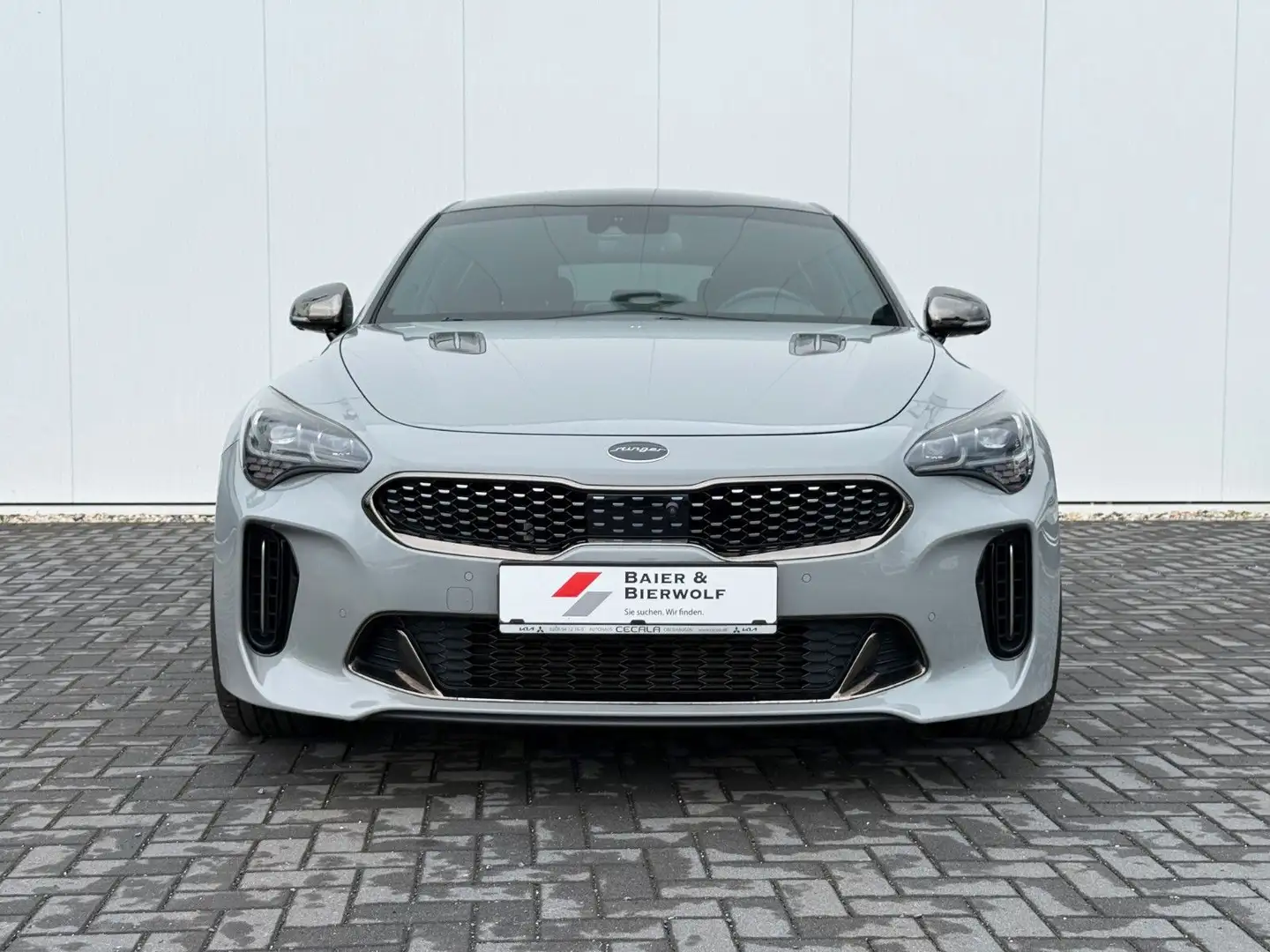 Kia Stinger GT 3.3 TDGI 4WD BASTUK AGA SITZ KOMF. Šedá - 2