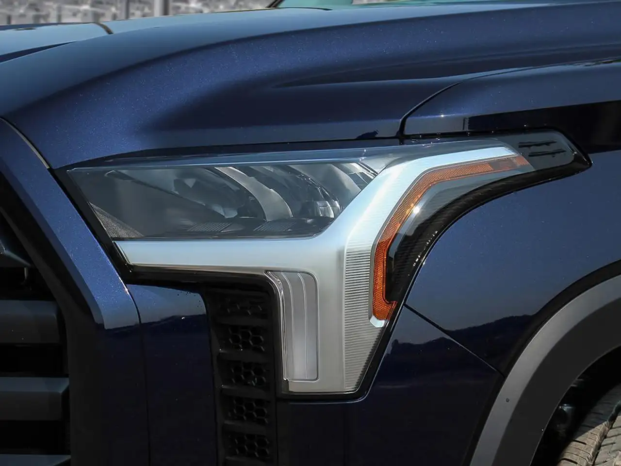 Toyota Tundra снимка Toyota Tundra