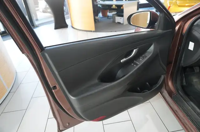 Hyundai i30 view 15