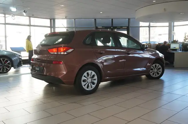Hyundai i30 view 8