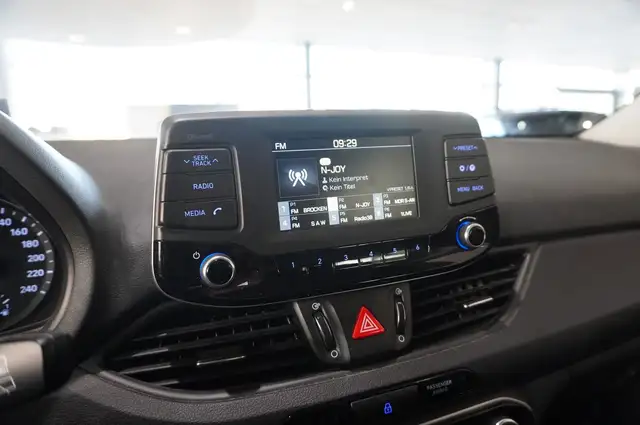 Hyundai i30 view 26
