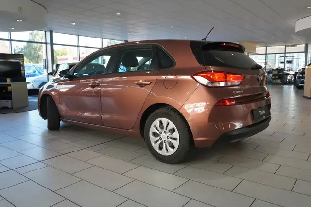 Hyundai i30 view 11