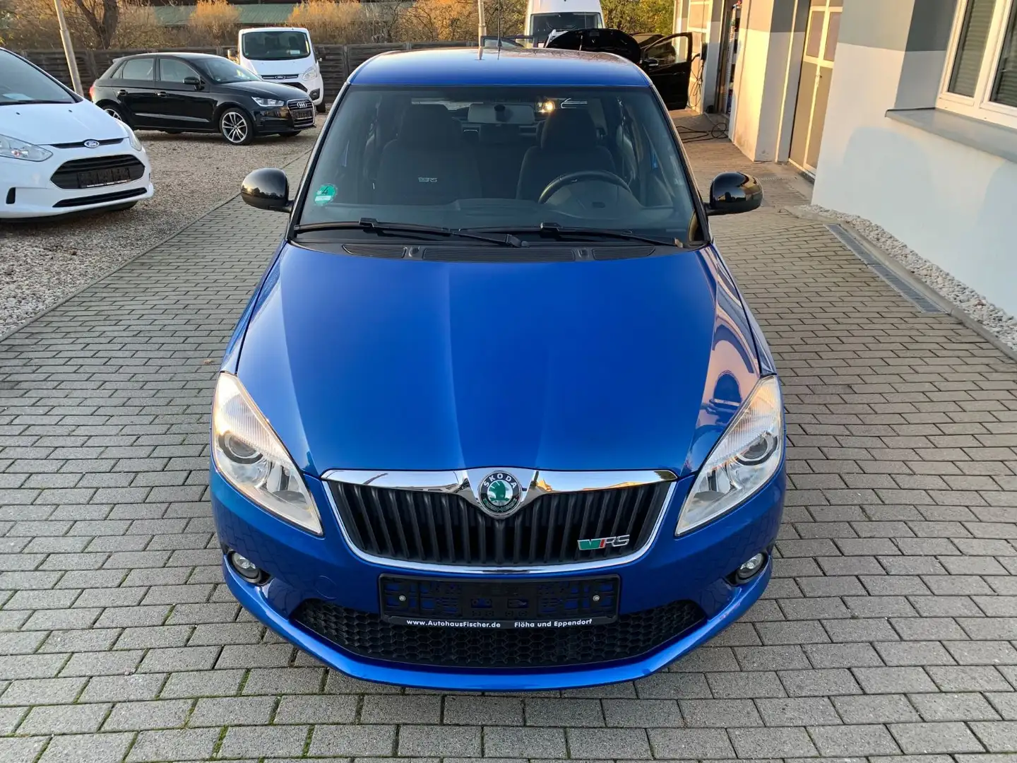 Skoda Fabia RS 1,4 TSI 180PS DSG Temp. Shzg 45TKM Modrá - 2