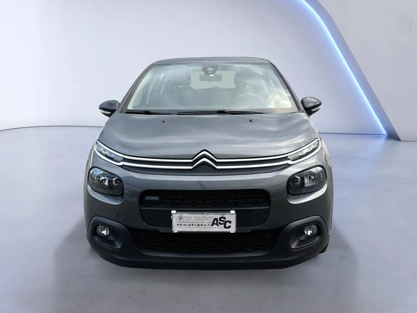 Citroen C3 1.2 BENZ Shine 82cv ADATTA A NEOPATENTATI Gris - 2