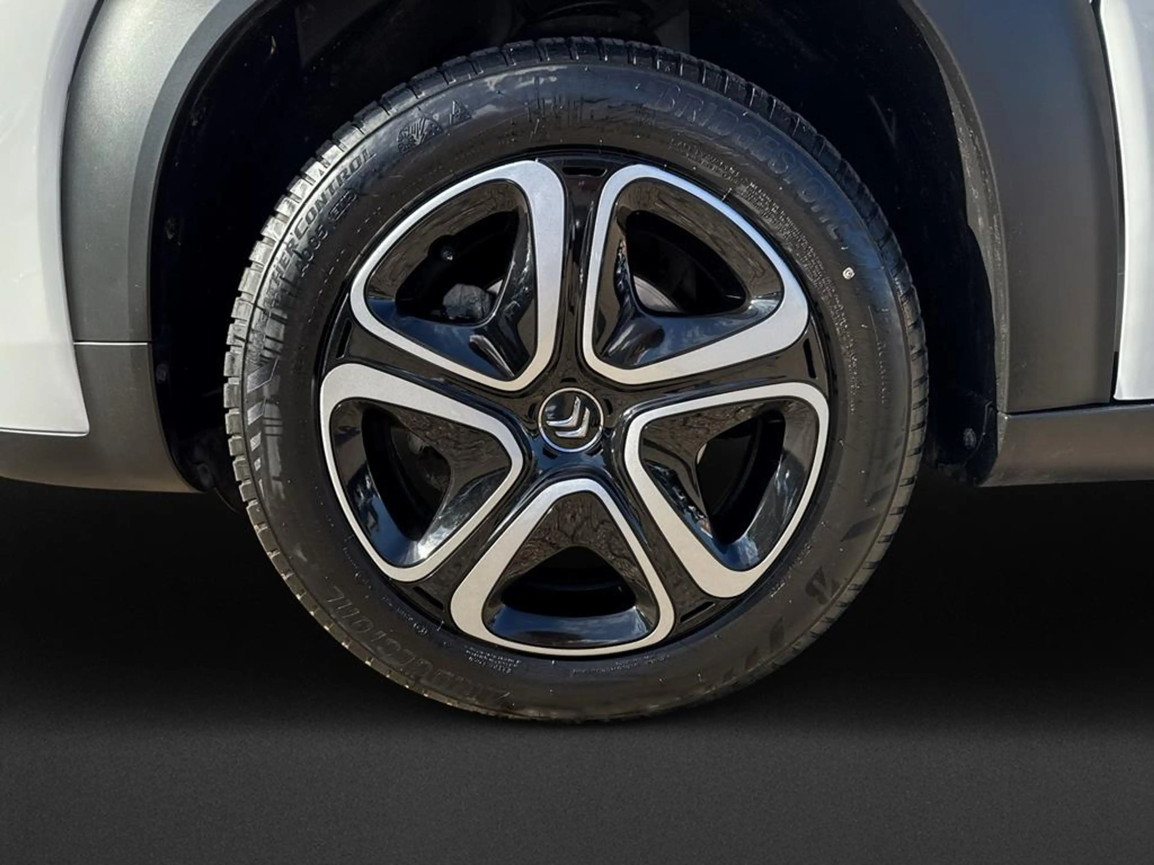 Citroen C3 Aircross Pure Tech 130 EAT6 Feel Pack — photo 10